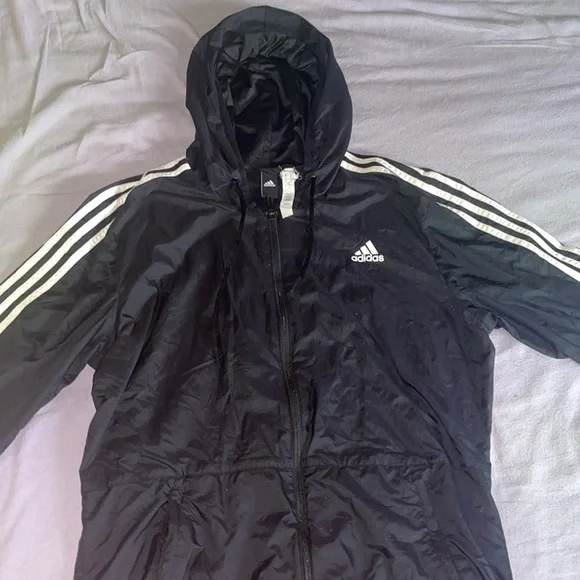 Size medium women’s Adidas Windbreaker - Picture 2 of 3